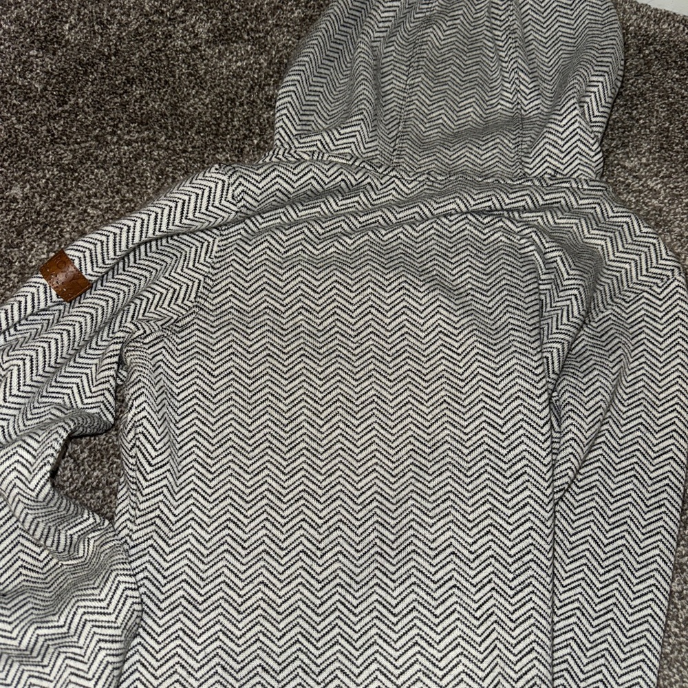 Roxy Patterned Hooded Zip Up - image 5